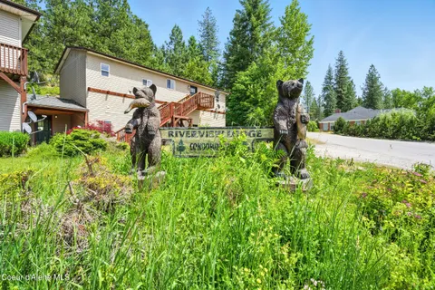 $278,000 | 43143 Riverview Drive, Unit 8, Kingston, ID 83839