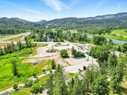 $278,000 | 43143 Riverview Drive, Unit 8, Kingston, ID 83839