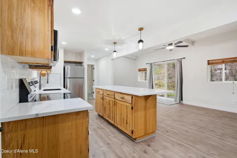 $278,000 | 43143 Riverview Drive, Unit 8, Kingston, ID 83839