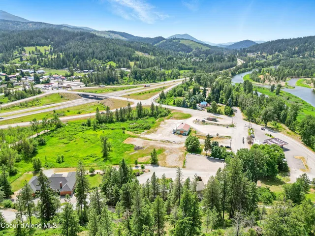 $278,000 | 43143 Riverview Drive, Unit 8, Kingston, ID 83839