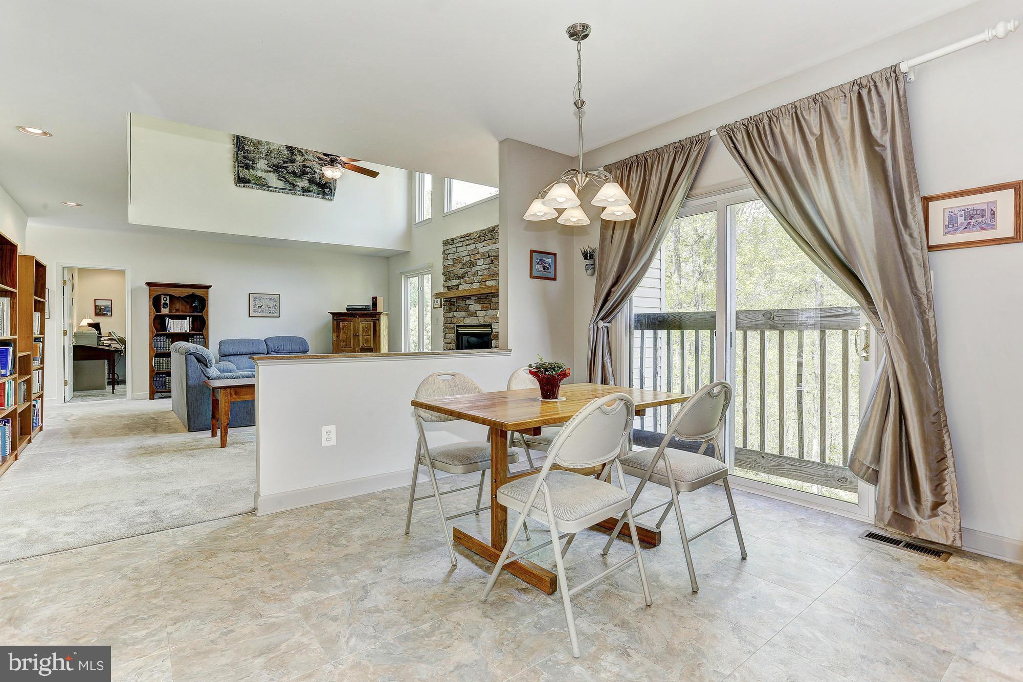 2817 Thornbrook Road Ellicott City, MD 21042 - Photo 11 of 30 Eat-in Kitchen