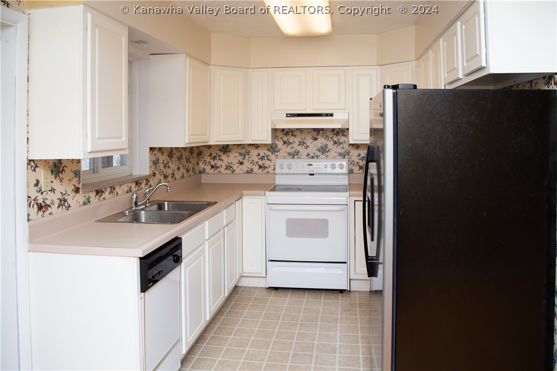 503 Spotswood Road Charleston, WV 25303 - Photo 3 of 14 Gallery Image 3