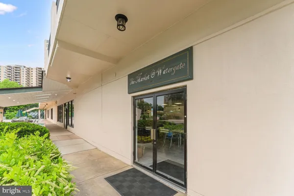 a room with lots of furniture and clutter