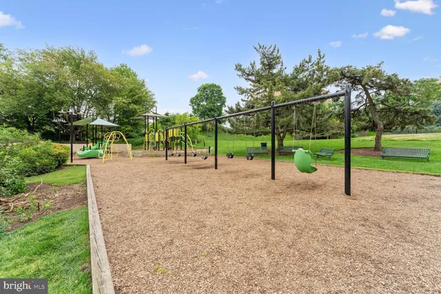 a view of a tennis court