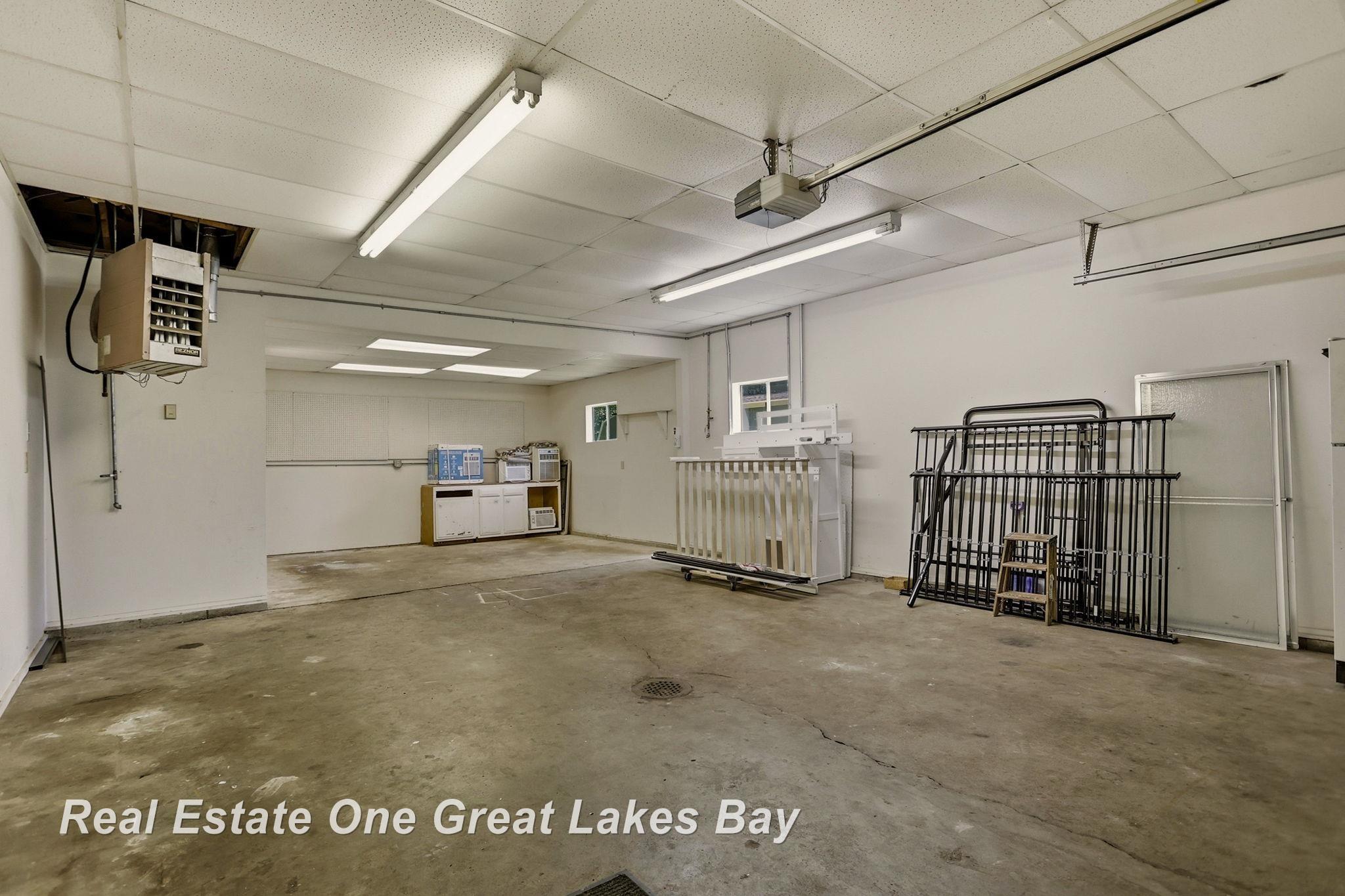 6654 Davis Road Saginaw, MI 48604 - Photo 26 of 41 Gallery Image 26