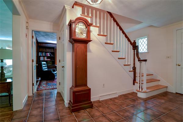 105 Farm Road Sherborn, MA 01770 - Photo 2 of 17 Gallery Image 2