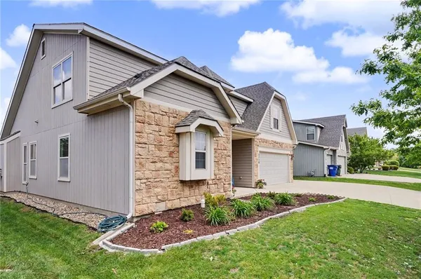 $465,000 | 5710 Silverstone Drive, Lawrence, KS 66049