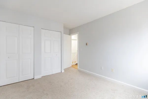 $269,000 | 3 Pebblestone Circle, Unit 3, Suffield, CT 06078