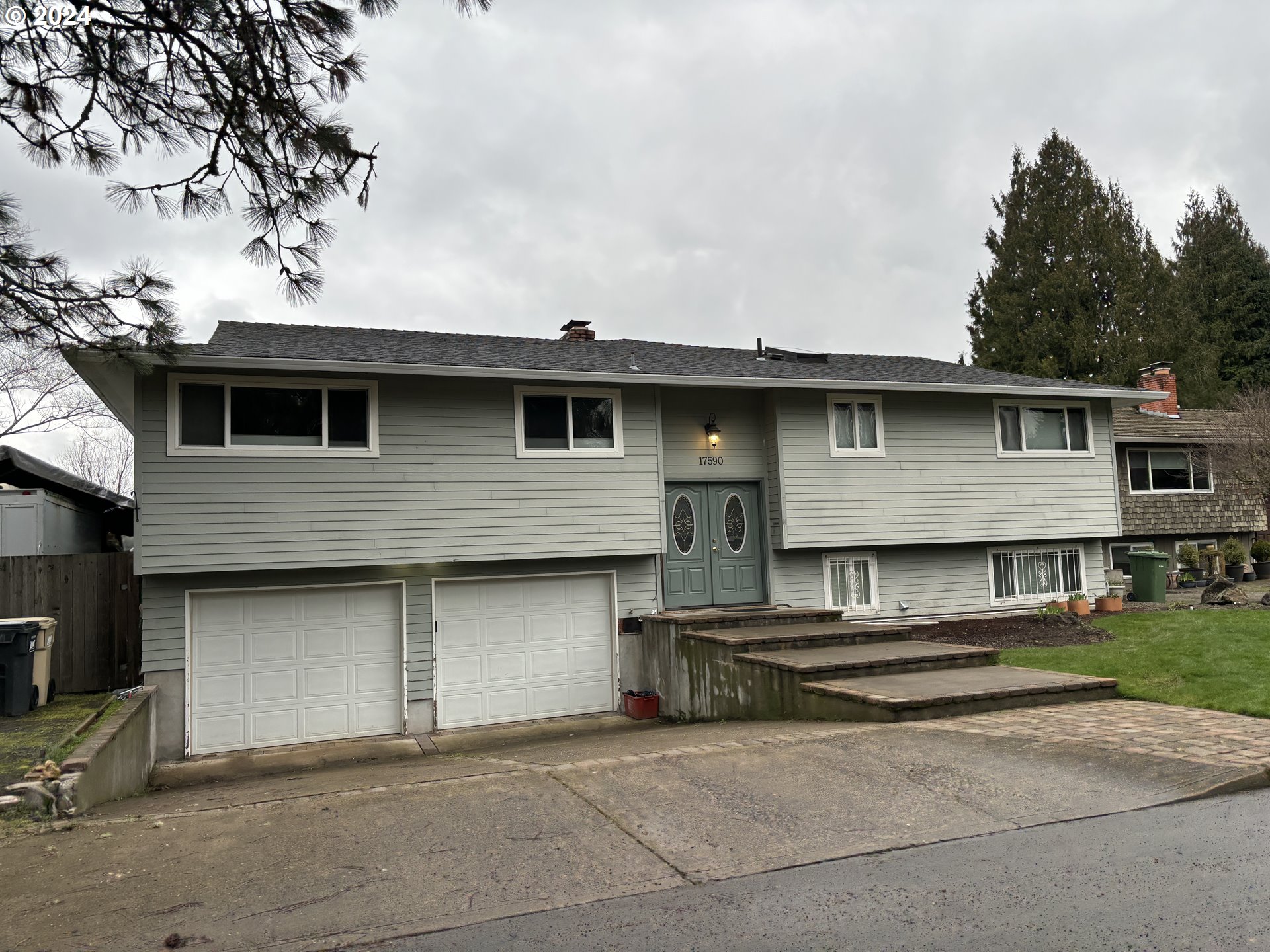 17590 Southwest Cheyenne Way Tualatin, OR 97062 - Photo 3 of 31 Gallery Image 3