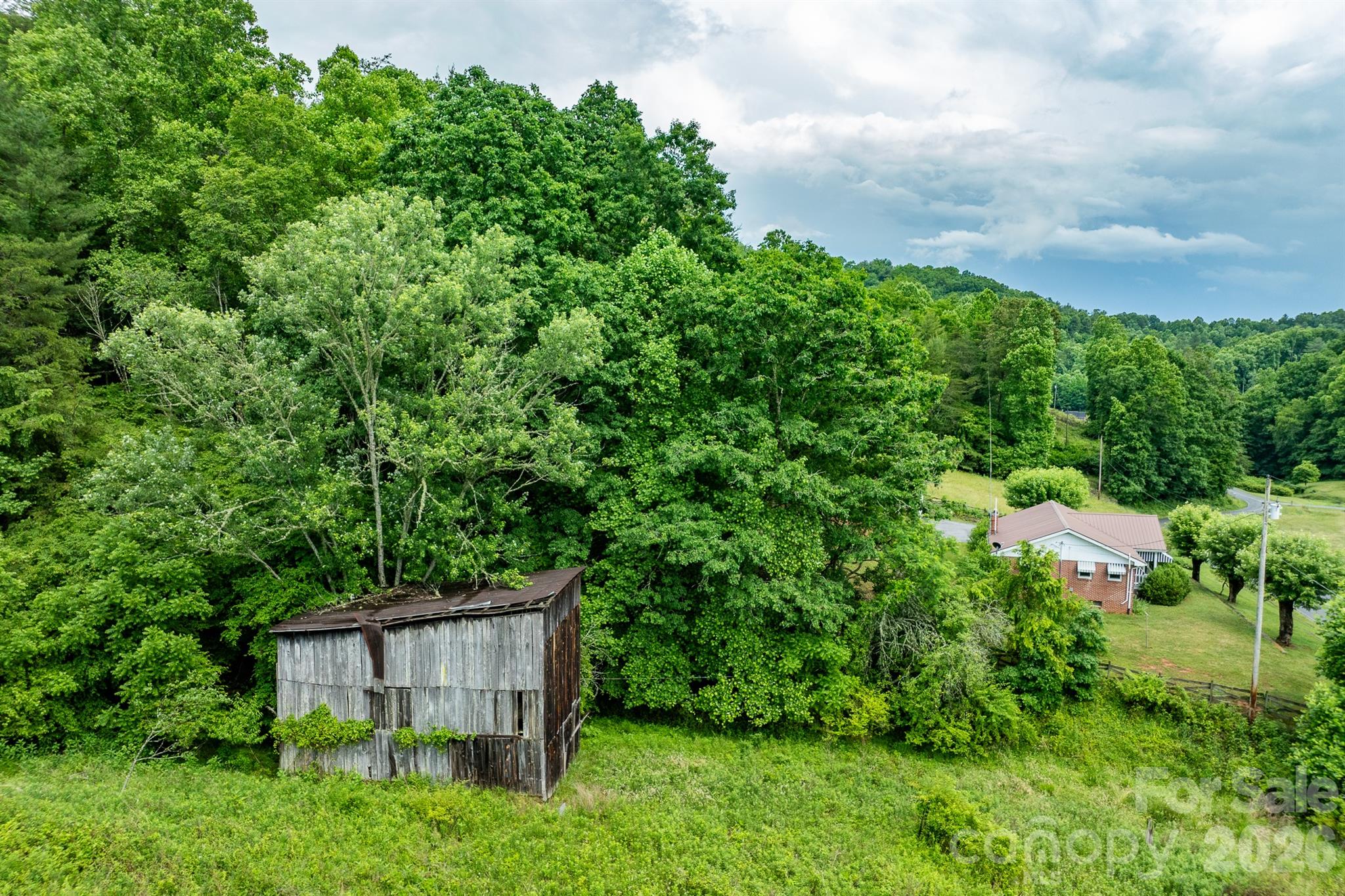 302 Sprinkle Branch Road Marshall, NC 28753 - Photo 11 of 38