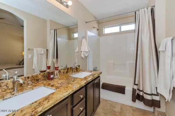 $1,995 | 3332 North Sunaire, Mesa, AZ 85215