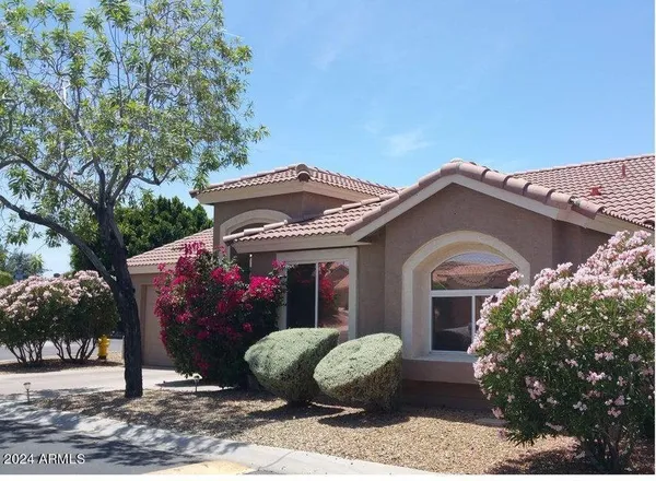 $1,995 | 3332 North Sunaire, Mesa, AZ 85215