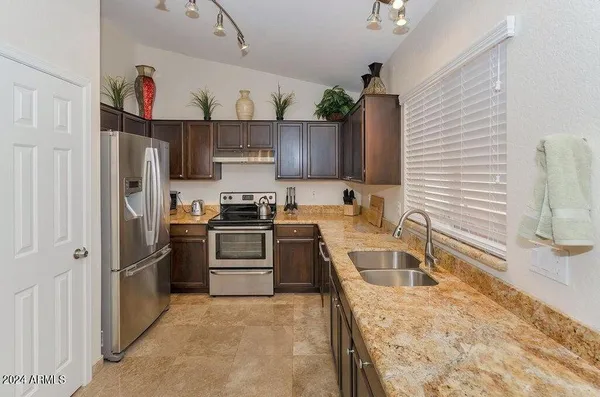 $1,995 | 3332 North Sunaire, Mesa, AZ 85215