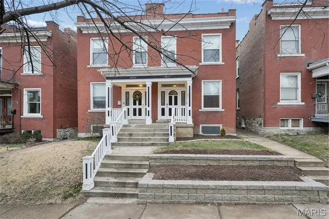$355,000 | 3871 Wyoming Street, St. Louis, MO 63116
