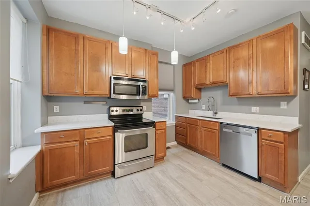 $355,000 | 3871 Wyoming Street, St. Louis, MO 63116