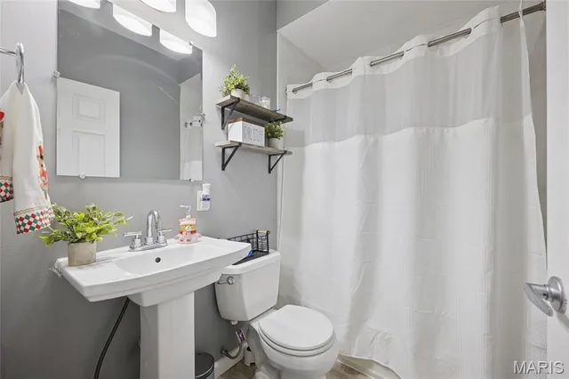 $360,000 | 3871 Wyoming Street, St. Louis, MO 63116