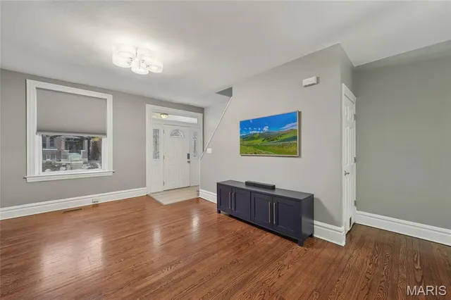 $355,000 | 3871 Wyoming Street, St. Louis, MO 63116