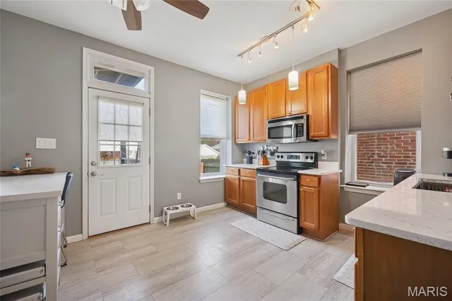 $360,000 | 3871 Wyoming Street, St. Louis, MO 63116