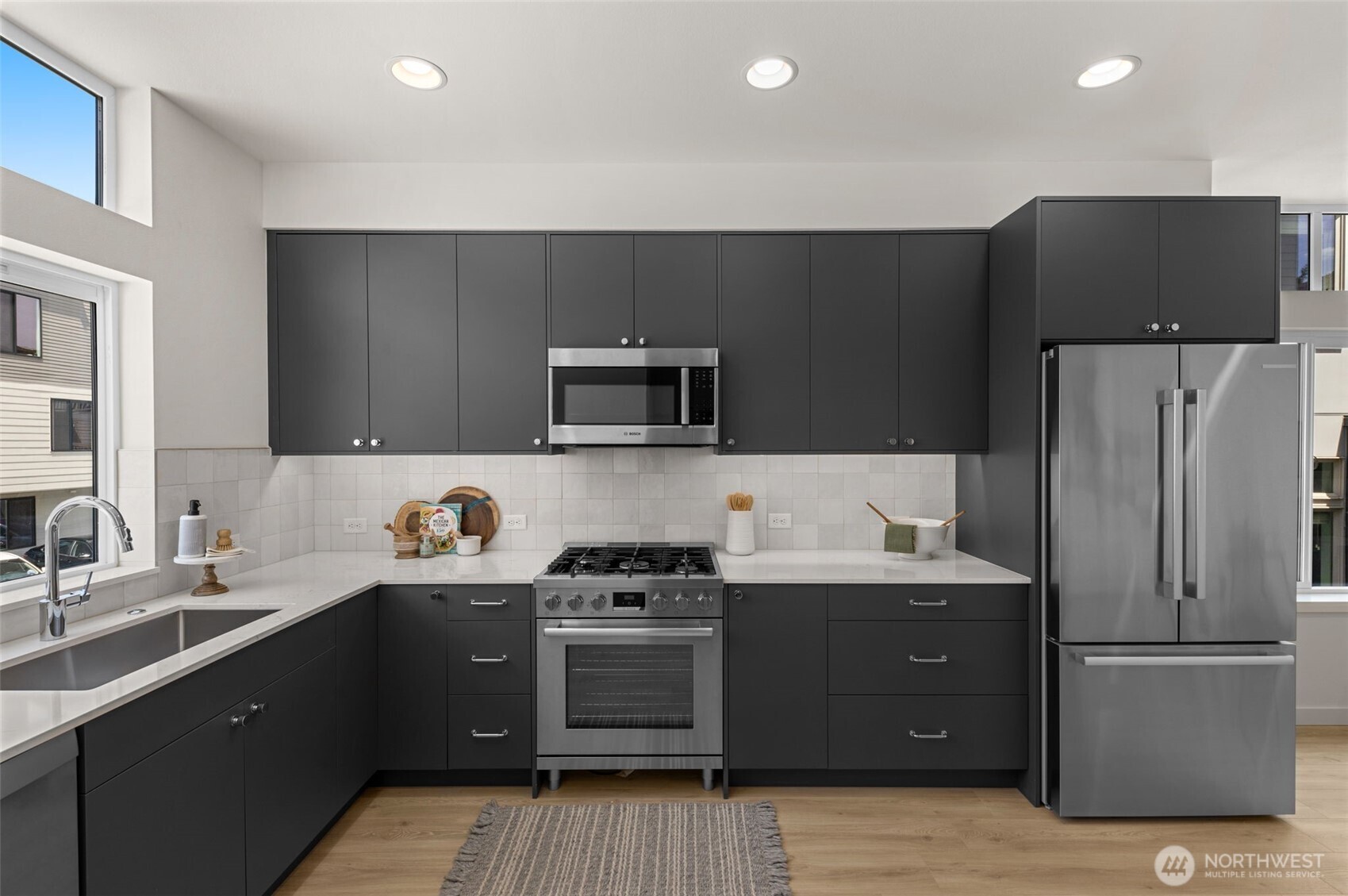 8335 D 12th Avenue Northwest Seattle, WA 98117 - Photo 9 of 22