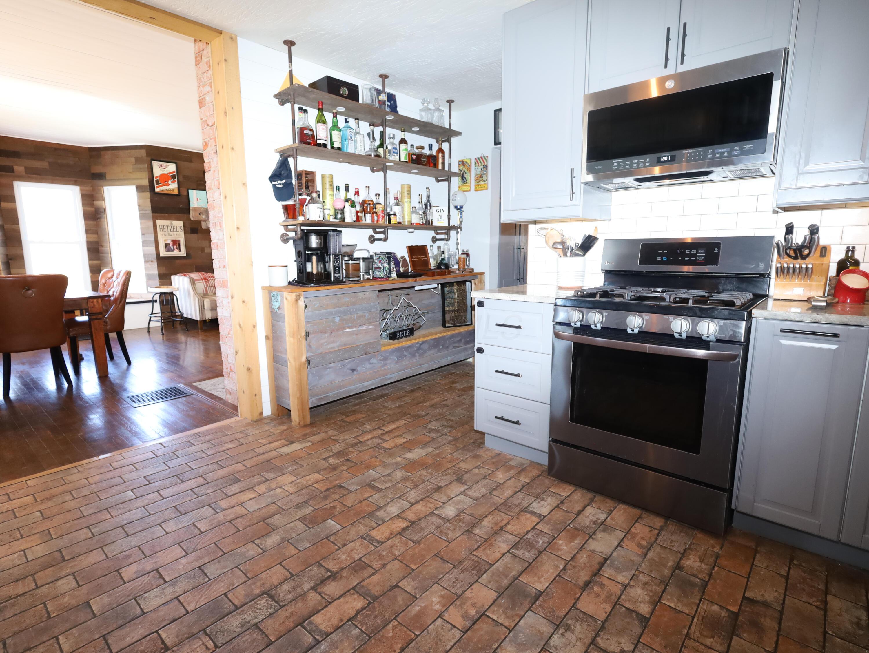 5131 Deeds Road Southwest Pataskala, OH 43062 - Photo 13 of 28 Kitchen
