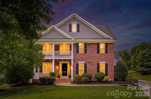 $732,000 | 1416 Shade Tree Court, Matthews, NC 28104