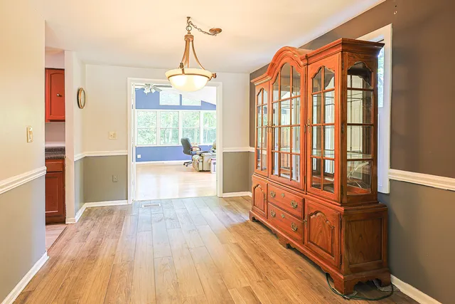 $259,900 | 108 Poplar Street, McHenry, IL 60051