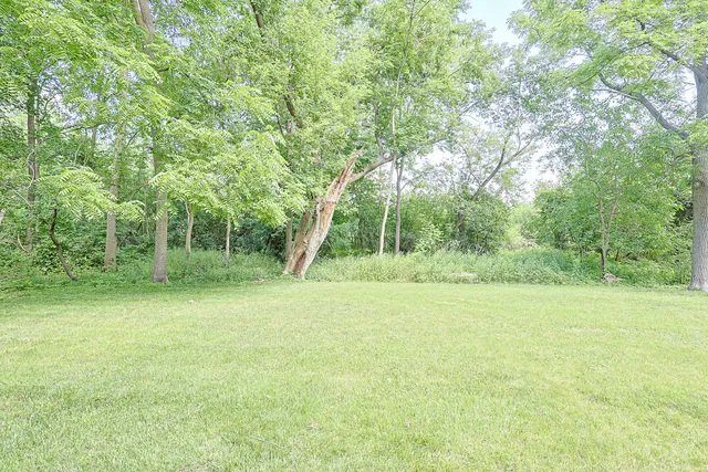 $259,900 | 108 Poplar Street, McHenry, IL 60051