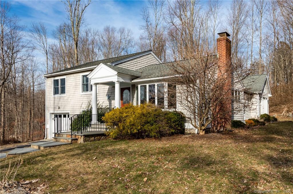 34 Christopher Road Ridgefield, CT 06877 - Photo 1 of 1