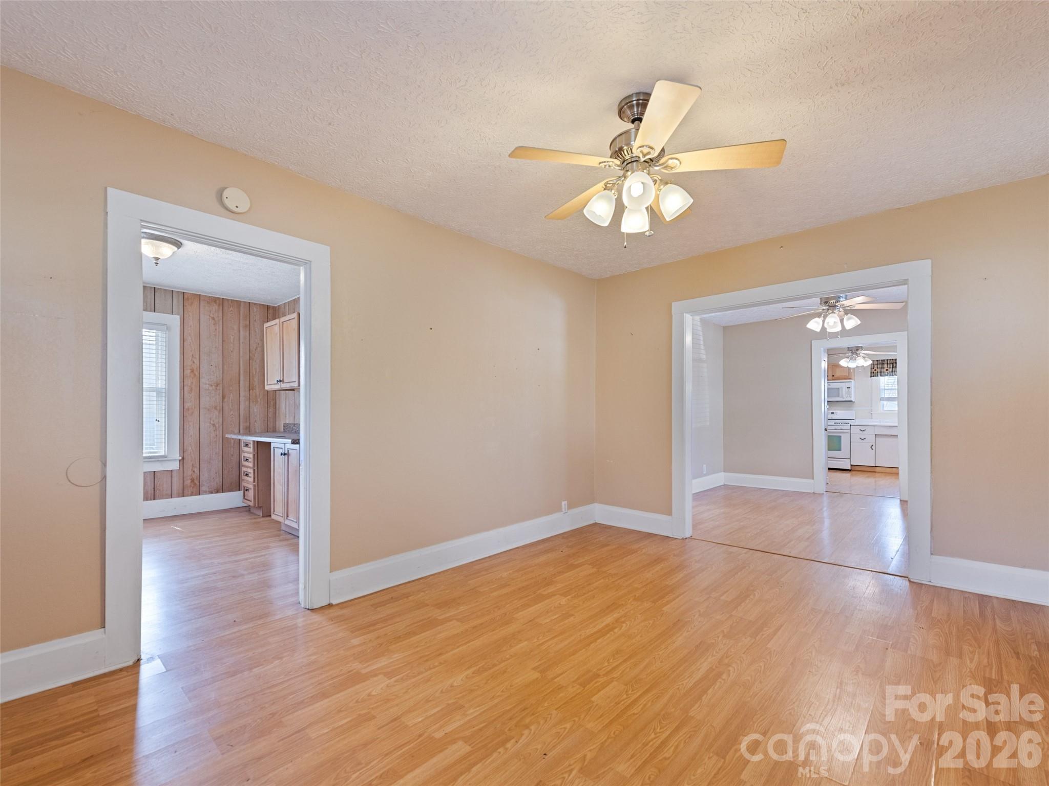 821 North Main Street High Point, NC 27262 - Photo 5 of 28