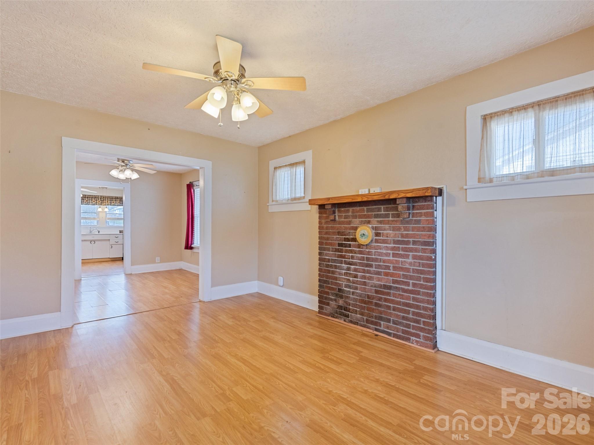 821 North Main Street High Point, NC 27262 - Photo 6 of 28