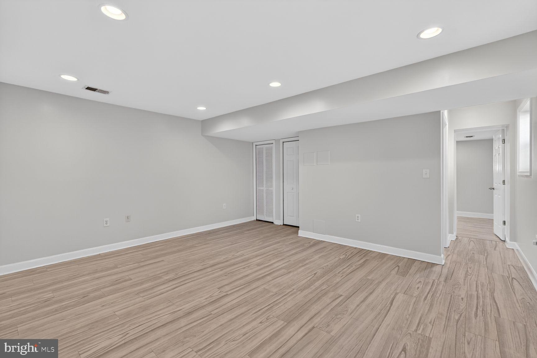 2913 8th Street Southeast, Unit 3101 Washington, DC 20032 - Photo 18 of 33 Large Recreation/Living Room