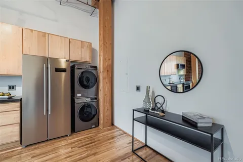 a view of a living room washer and dryer