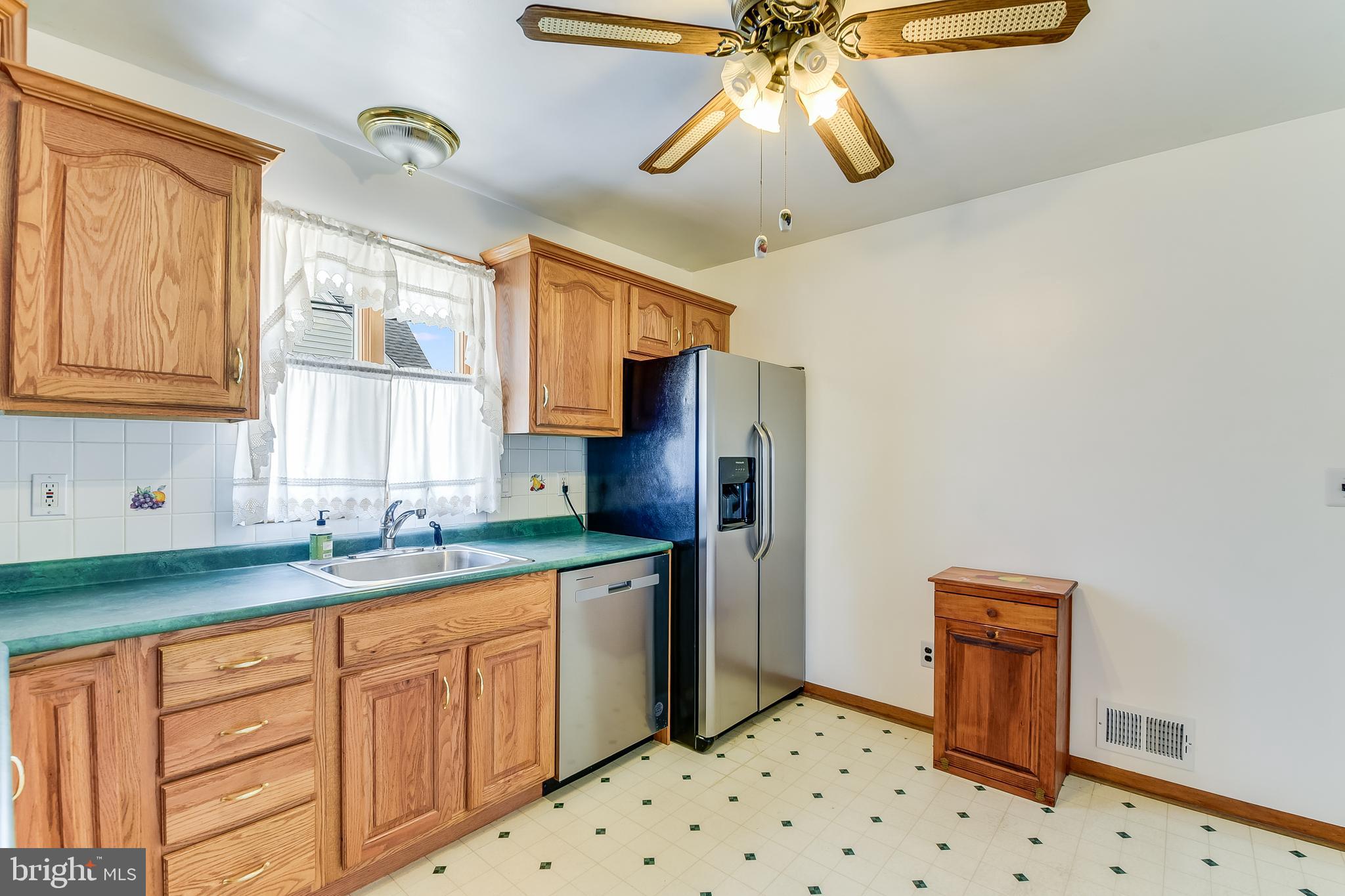 1528 Neighbors Avenue Rosedale, MD 21237 - Photo 12 of 39