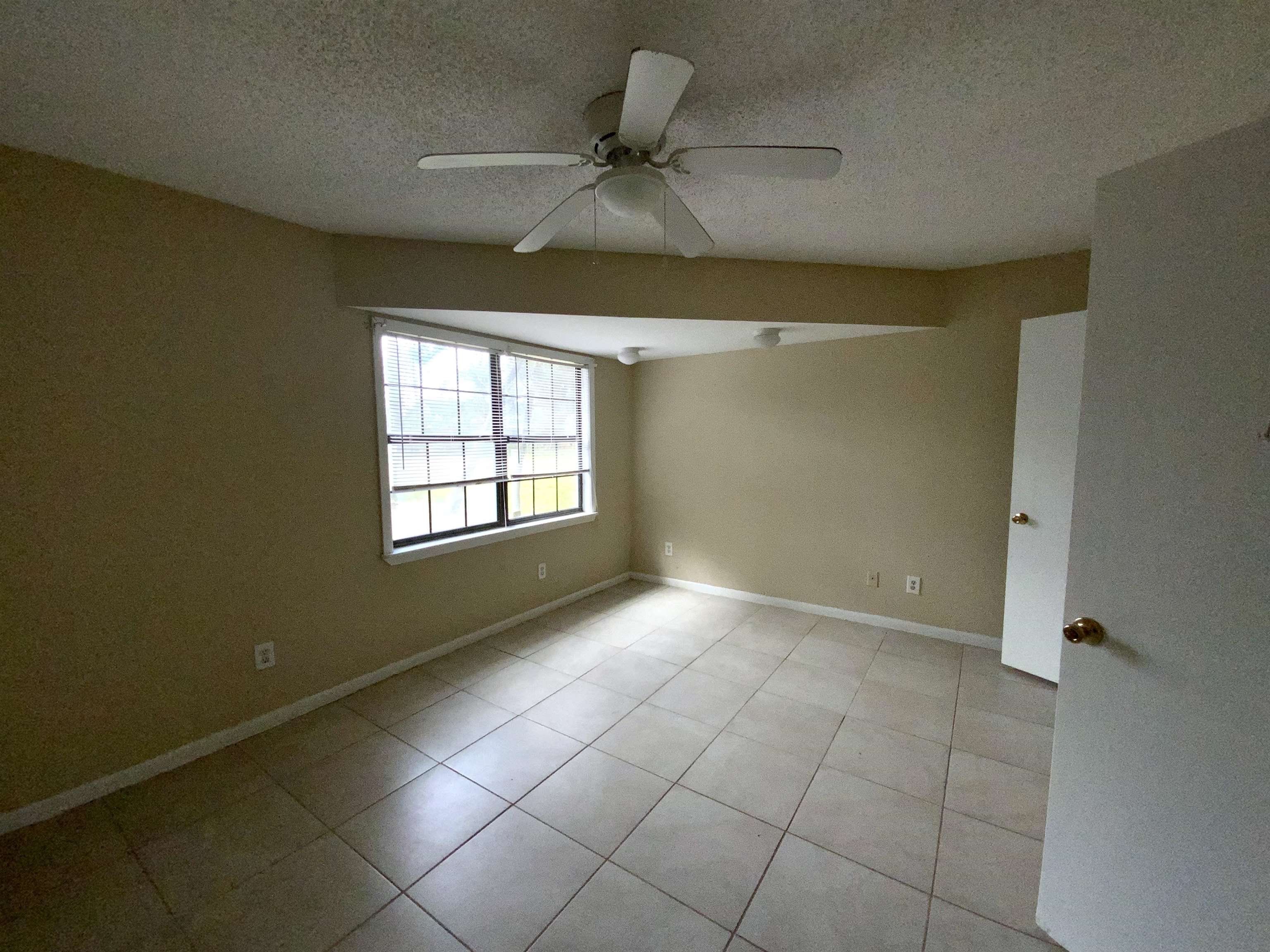 613 West Marigold Avenue Foley, AL 36535 - Photo 8 of 9
