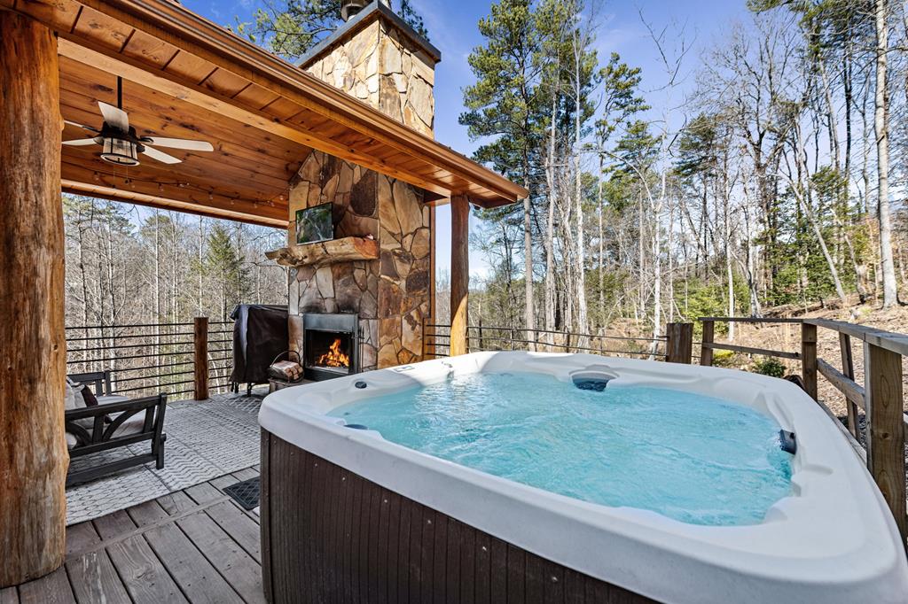 87 Lonesome Dove Trail Blue Ridge, GA 30513 - Photo 4 of 75 Gallery Image 4