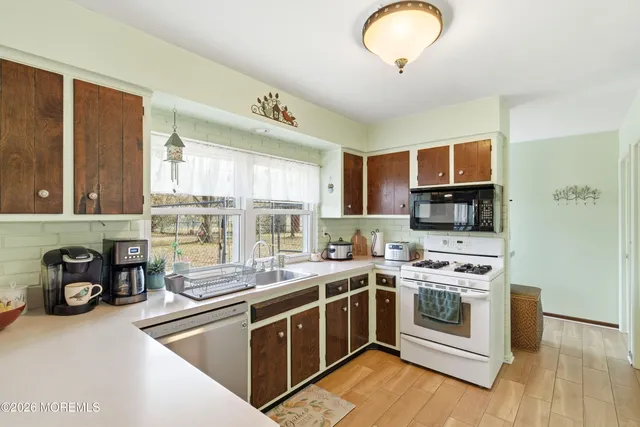 $609,000 | 4 Salem Lane, Jackson, NJ 08527