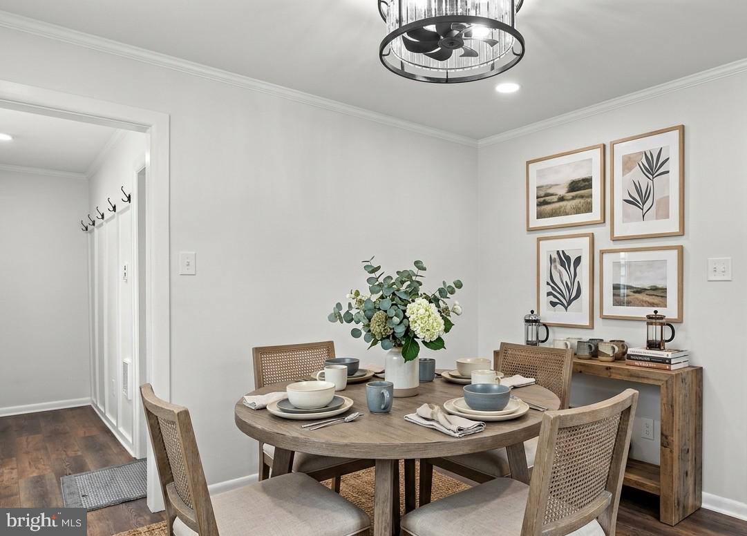 17713 Garden View Road Hagerstown, MD 21740 - Photo 21 of 53 Photo is virtually staged/representative only.