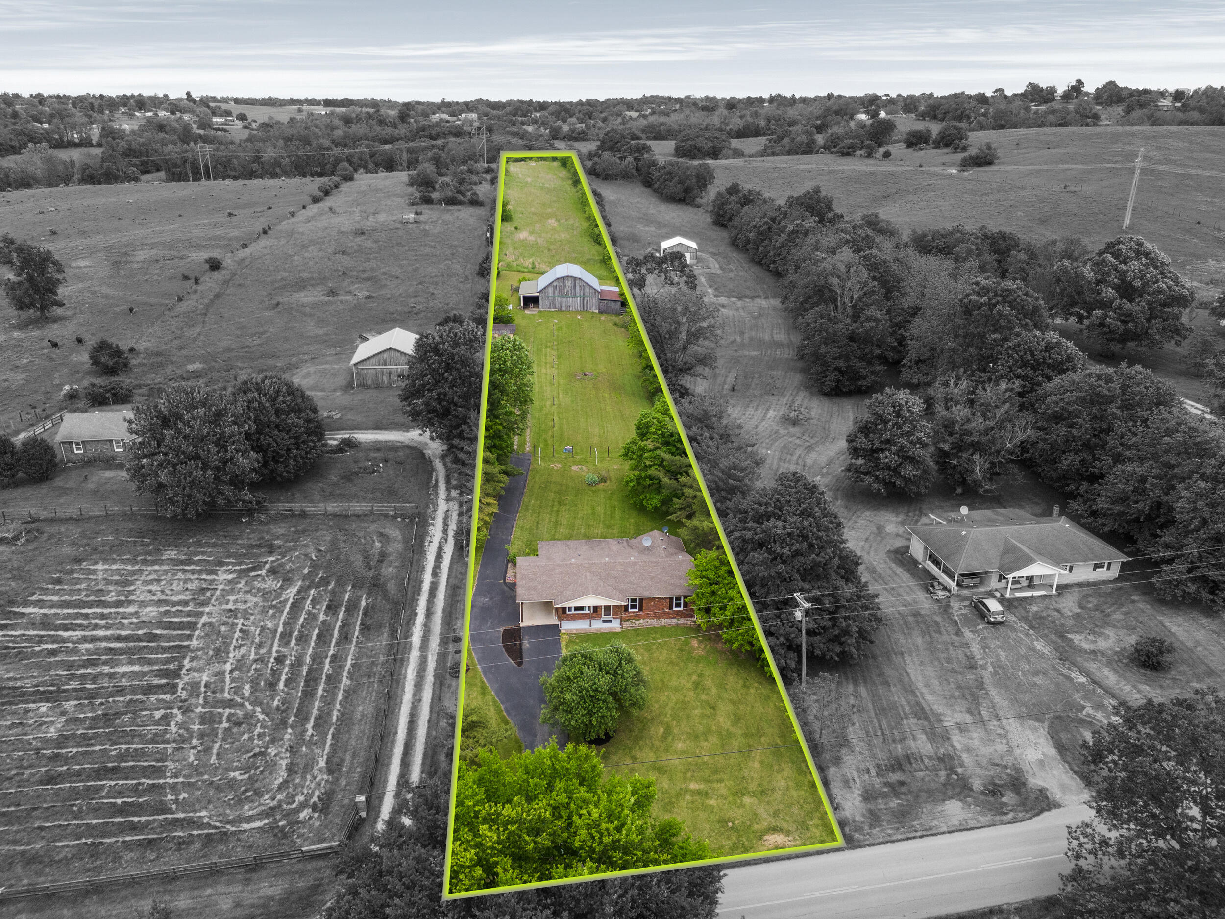 523 Fall Lick Road Lancaster, KY 40444 - Photo 4 of 32 1b