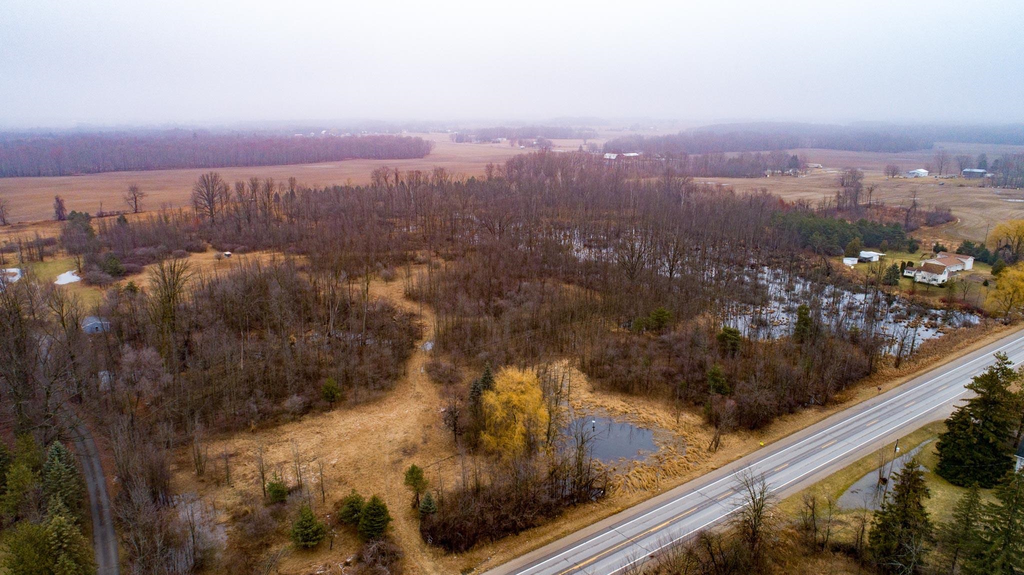 3298 West Remus Road Mount Pleasant, MI 48858 - Photo 7 of 39 1899121-6.JPG