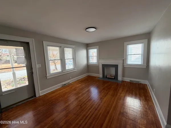 $1,800 | 1113 Forbes Street, Greenville, NC 27858