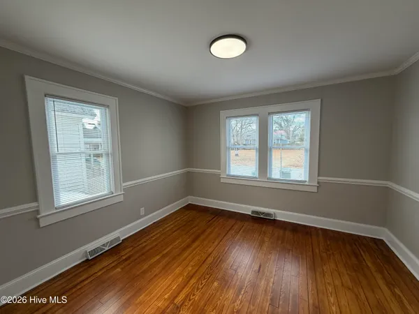 $1,800 | 1113 Forbes Street, Greenville, NC 27858