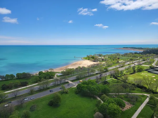 $2,600 | 5415 North Sheridan Road, Unit 3204, Chicago, IL 60640