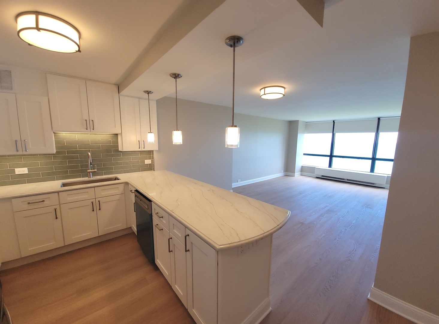 5415 North Sheridan Road, Unit 3204 Chicago, IL 60640 - Photo 6 of 28