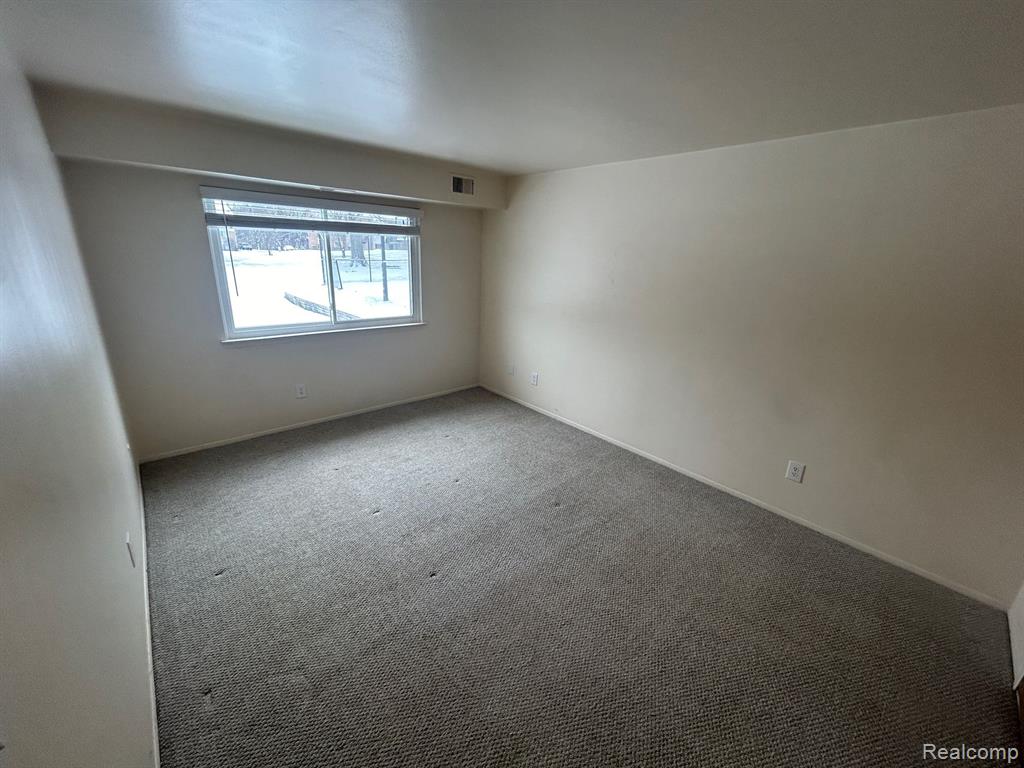 30042 West 12 Mile Road, Unit 56 Farmington Hills, MI 48334 - Photo 21 of 31