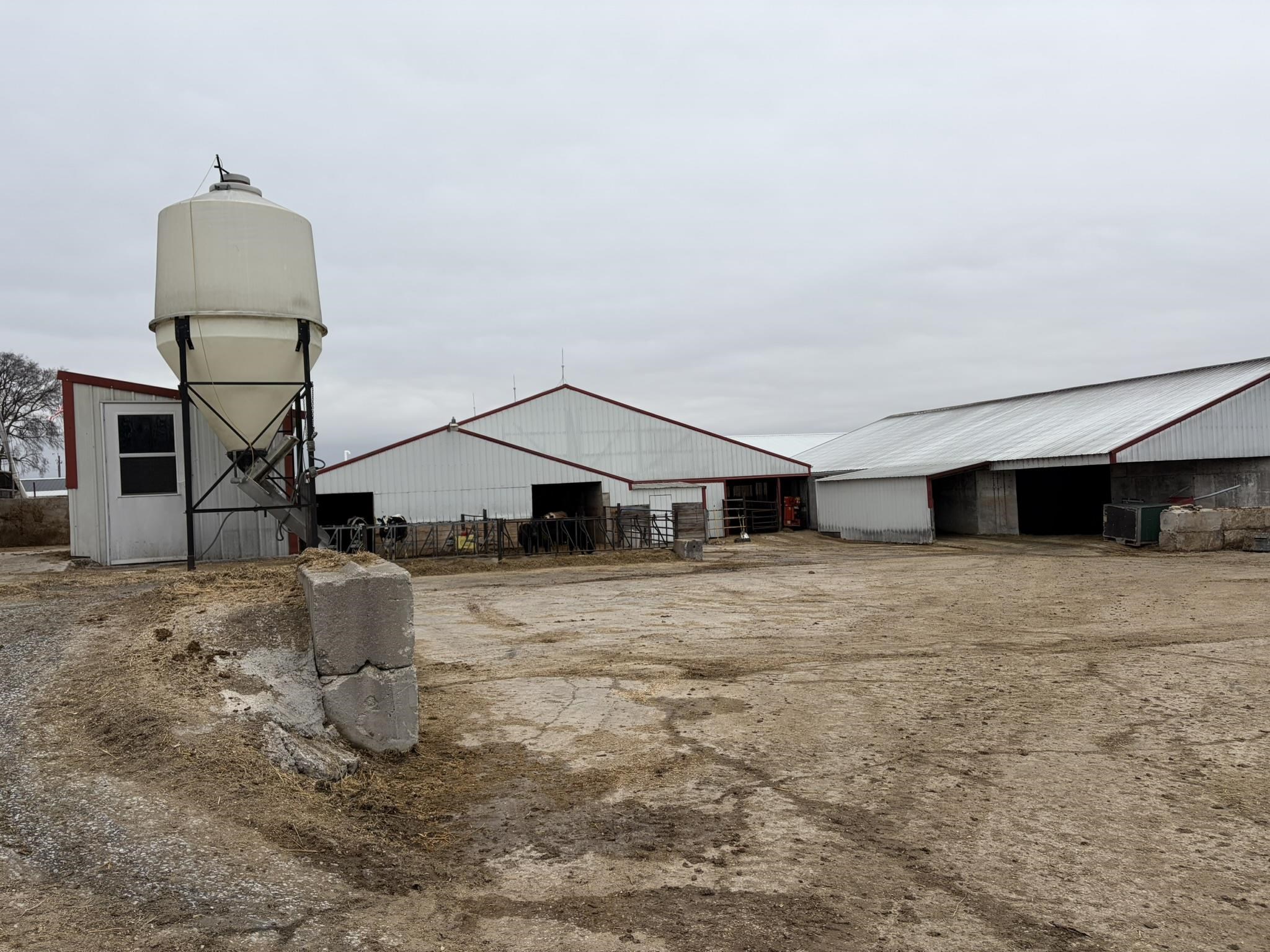5182 Frontier Road Denmark, WI 54208 - Photo 11 of 16