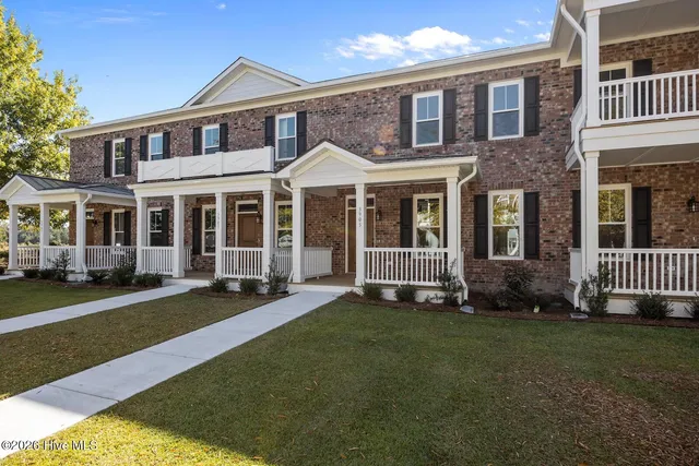 $2,000 | 3905 Harkers Way, New Bern, NC 28562