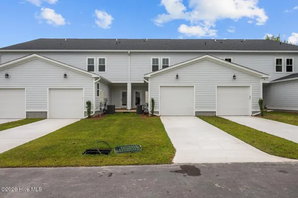 $2,000 | 3905 Harkers Way, New Bern, NC 28562