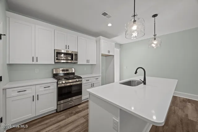 $2,000 | 3905 Harkers Way, New Bern, NC 28562