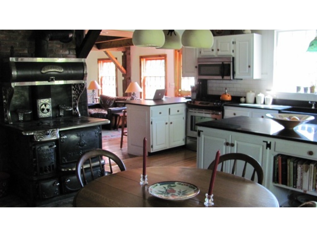 81 Holland Heights Road Danby, VT 05739 - Photo 18 of 36 Gallery Image 18