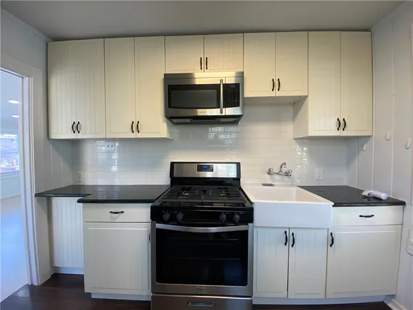 $2,500 | 2608 West 8th Street, Unit B/C, Austin, TX 78703